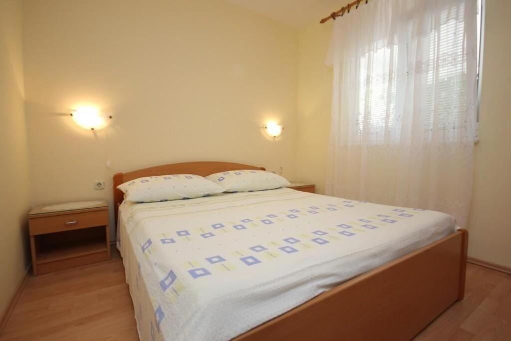 Apartments Zoki - Great Location Close To The Sea Vis Exteriör bild